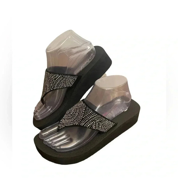 Skechers Vinyasa Stone Candy Black Silver Thong Yoga Foam Sandals Women’s size 7 - Picture 1 of 11